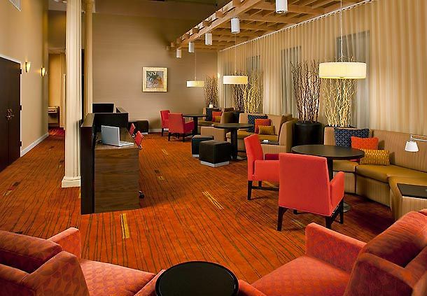 Hotel Courtyard By Marriott Downtown Near The French Quarter