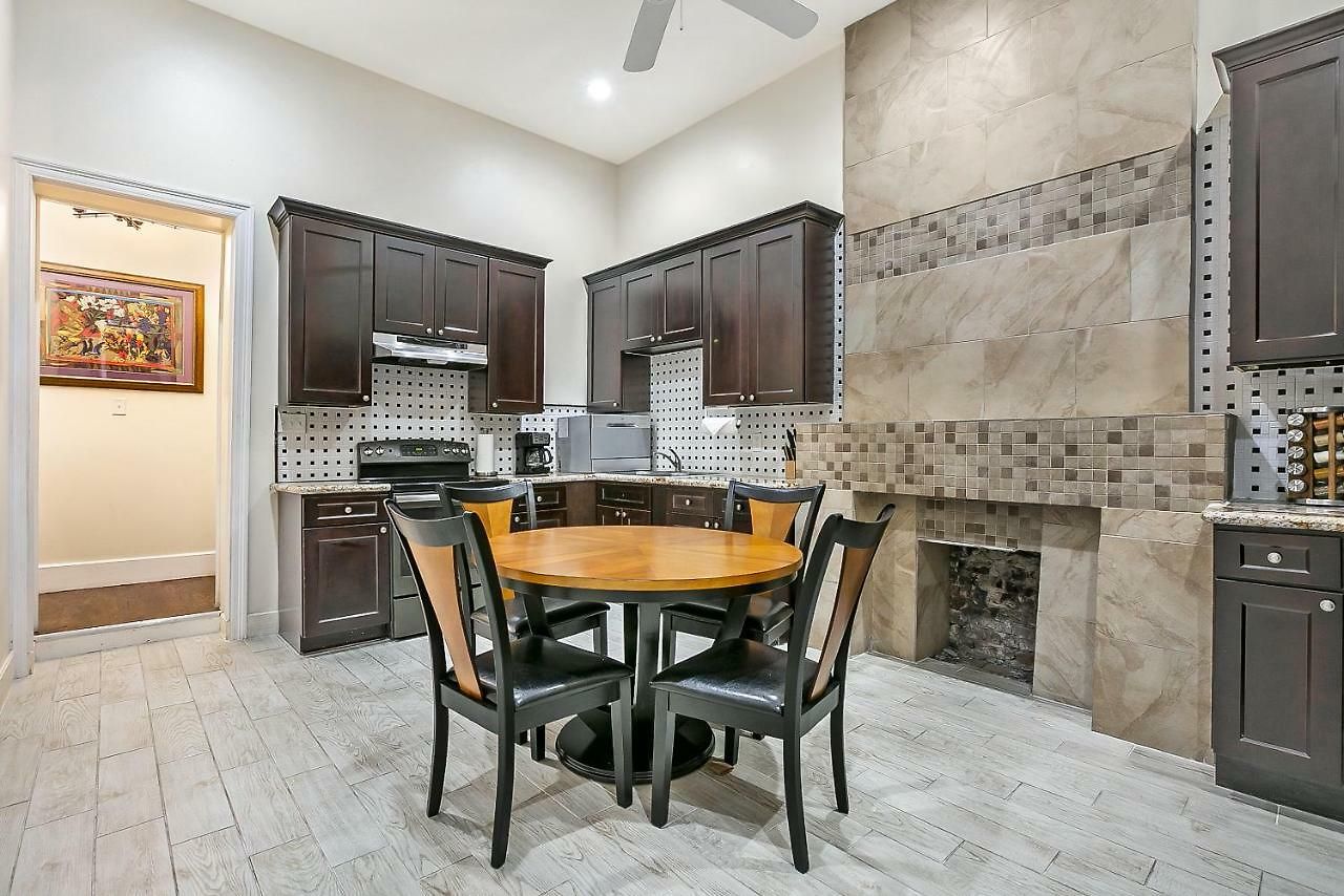 Stylish 4br In Downtown By Hosteeva New Orleans