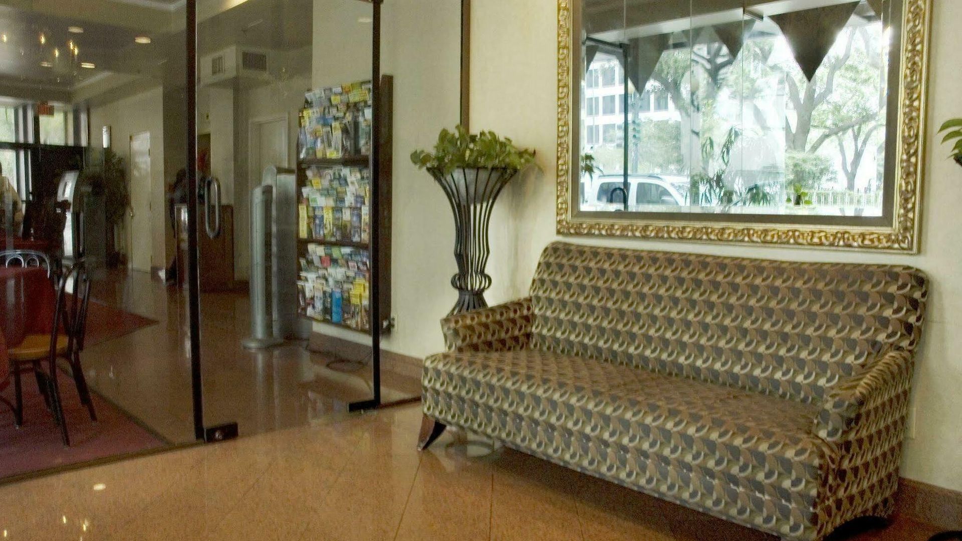 Blake Hotel 4*