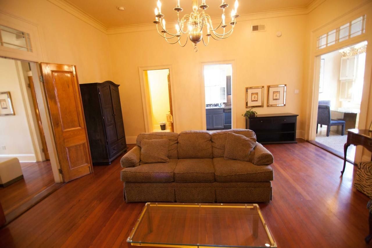 The Courtyards French Quarter Guest house