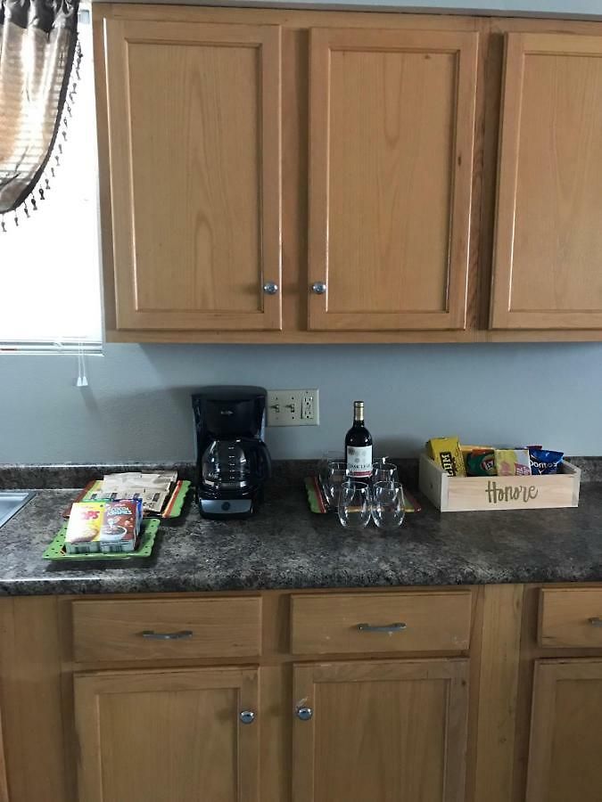 A Good Little House/ Une Maisonette Bien Guest house 3*