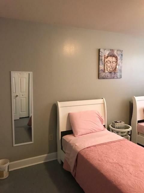 A Good Little House/ Une Maisonette Bien 3* New Orleans