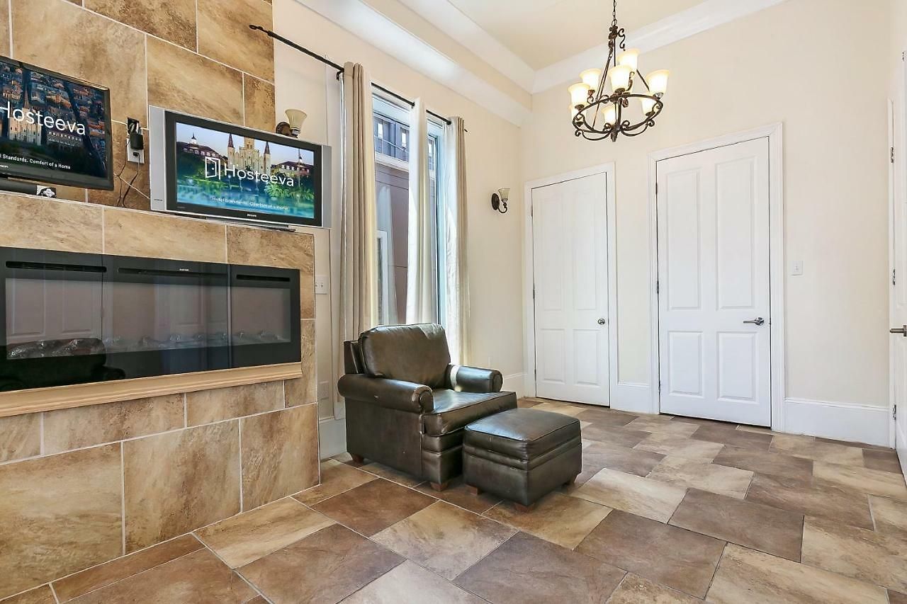 Apartment Urban With Spacious & Amenities New Orleans