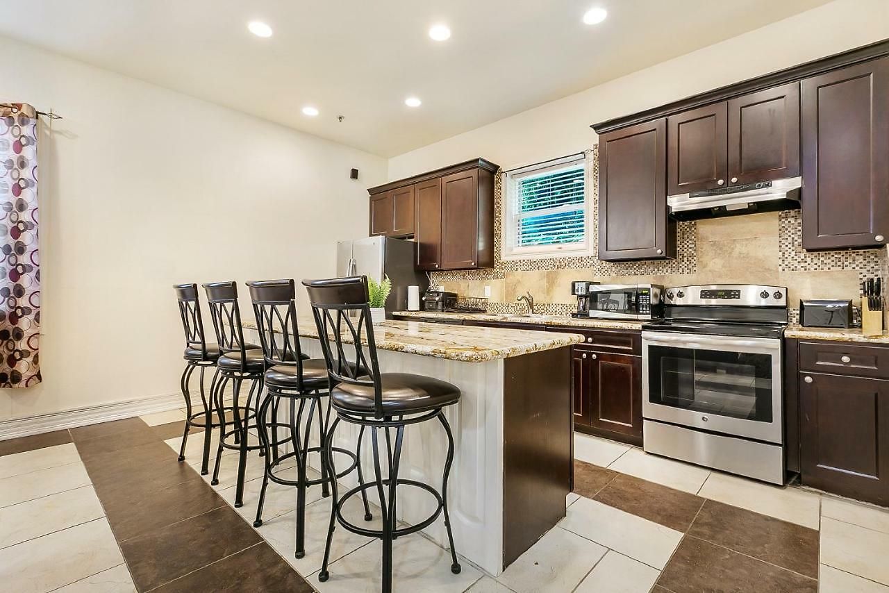 Modern, Spacious With Luxury Amenities 3*