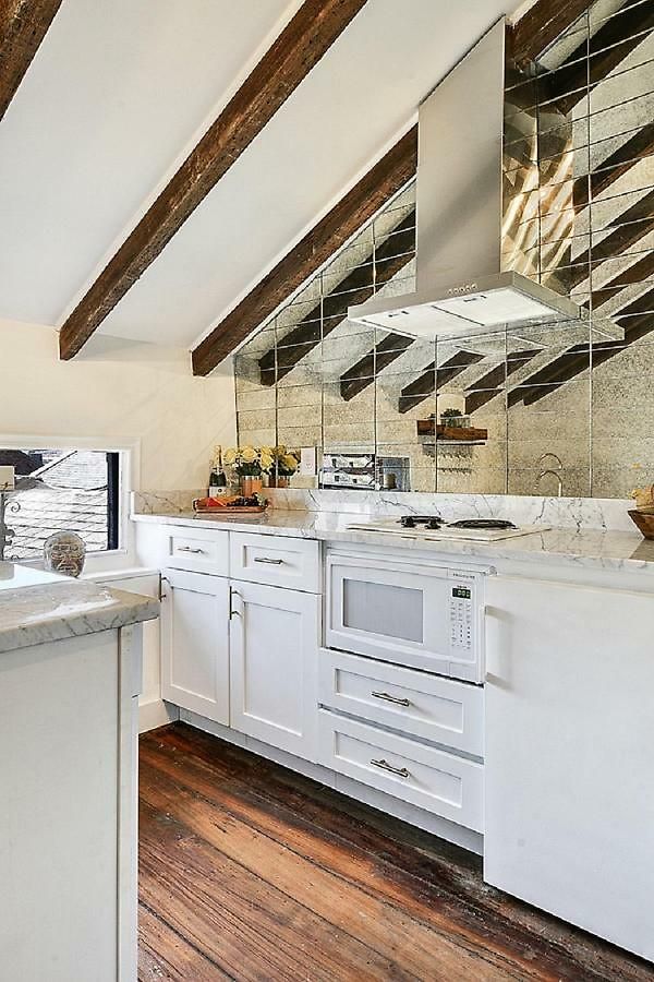 French Quarter Mansion 4*