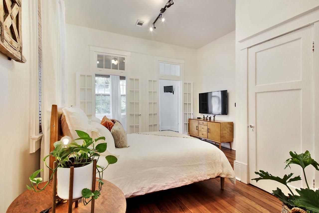 The Moor 3* New Orleans