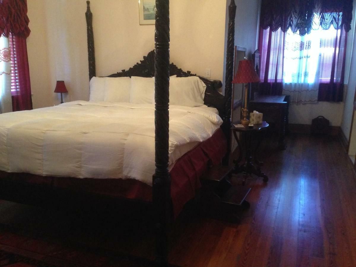 Oakview Bed & Breakfast New Orleans