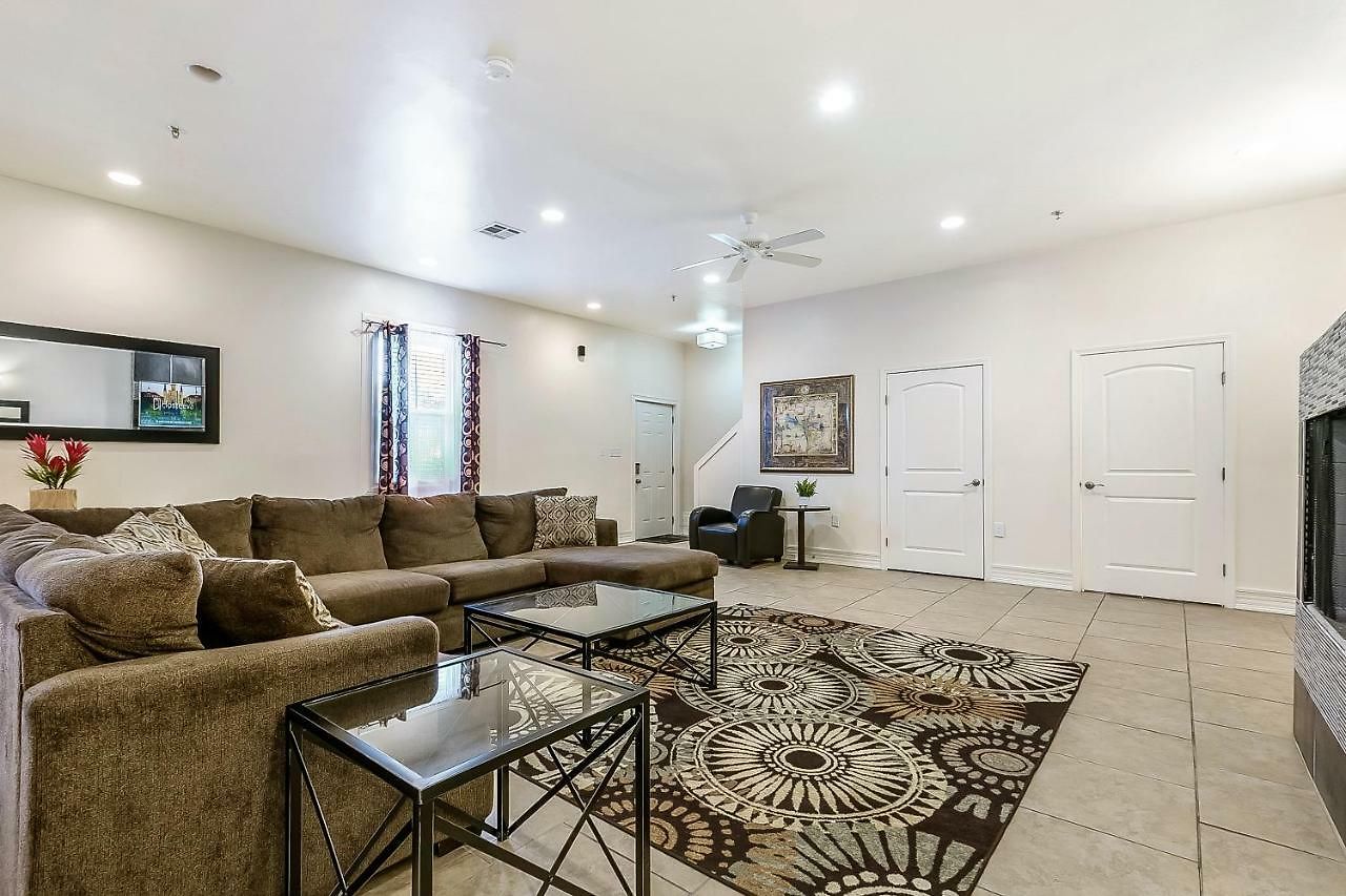 Aparthotel Modern, Spacious With Luxury Amenities