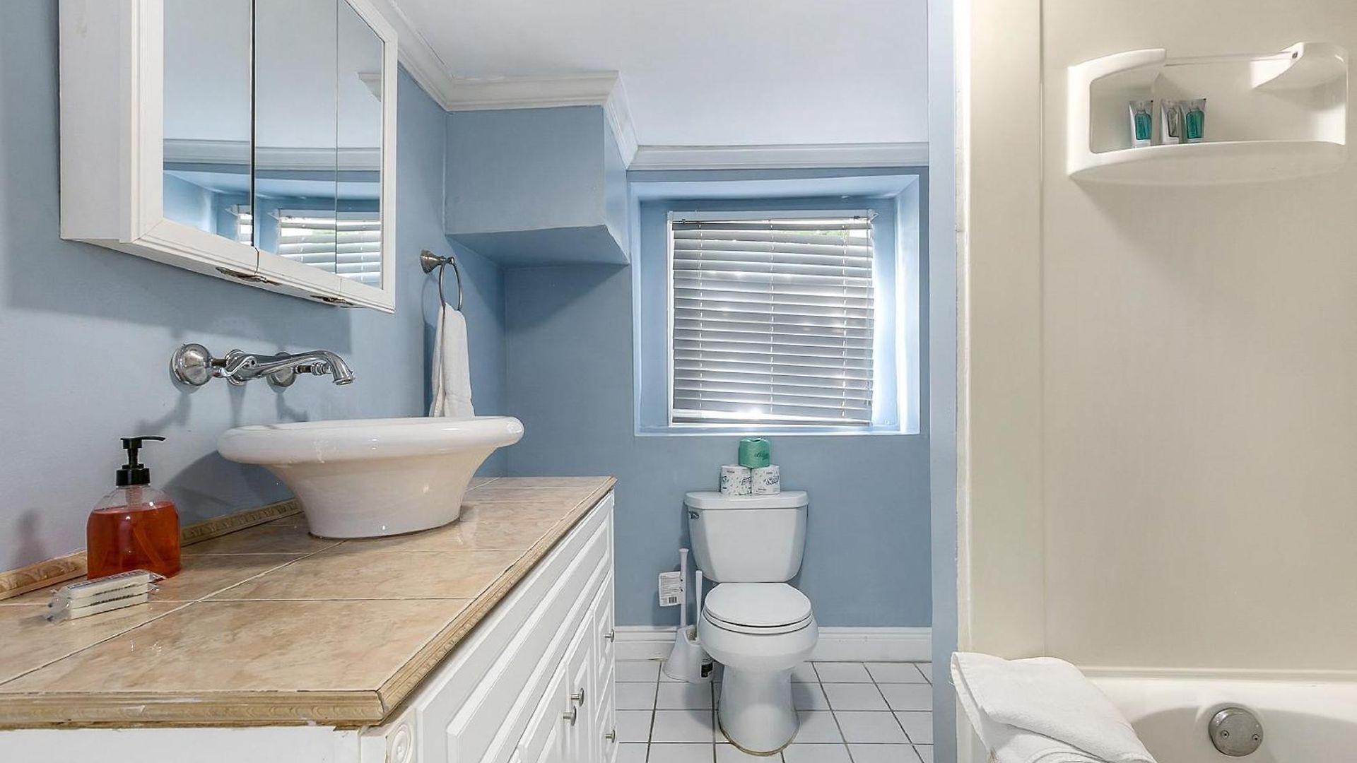 Express Close To Amenities Apartment