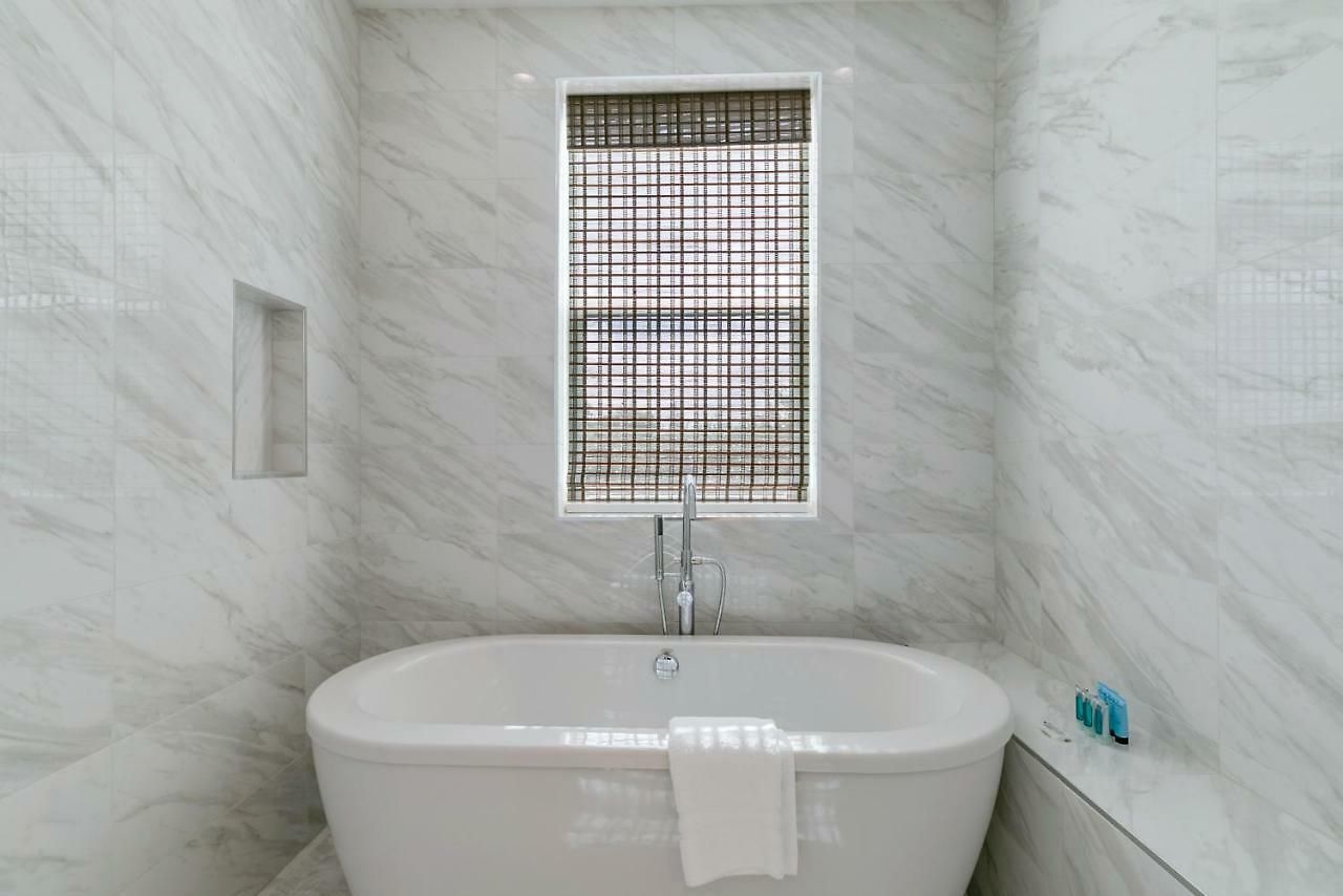 Mid Fully Furnished Townhouse *