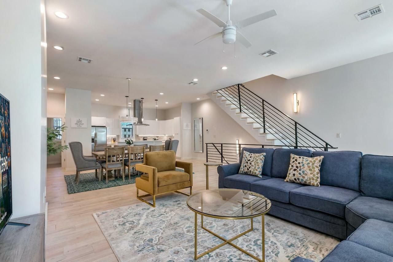 Holiday home 4br Townhouse In Bienville New Orleans