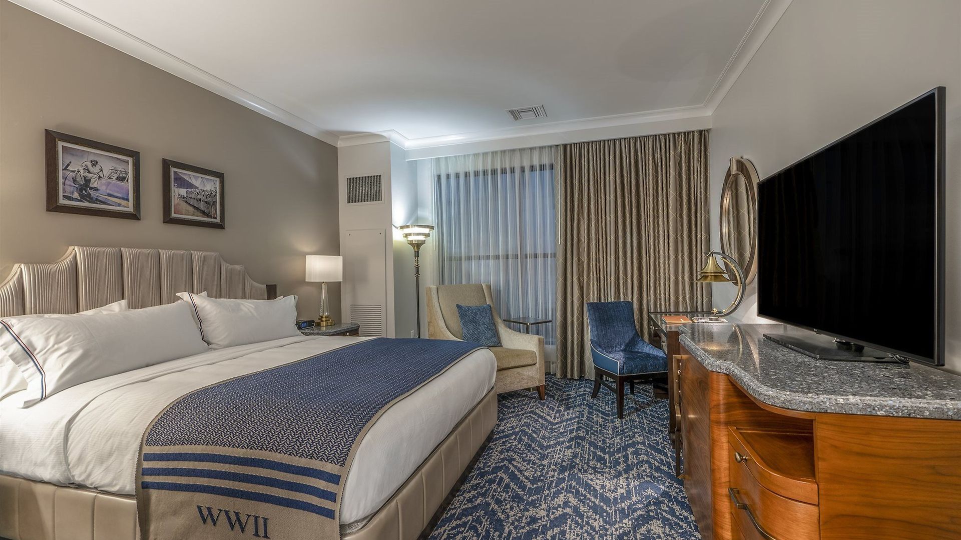 Hotel The Higgins New Orleans, Curio Collection By Hilton 4*