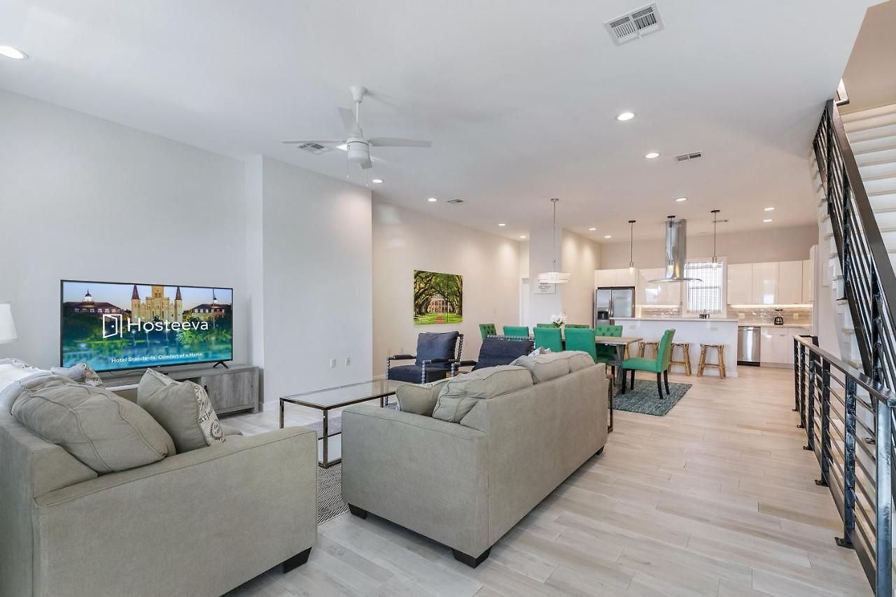 Private Townhouse In A Secure Location Holiday home *