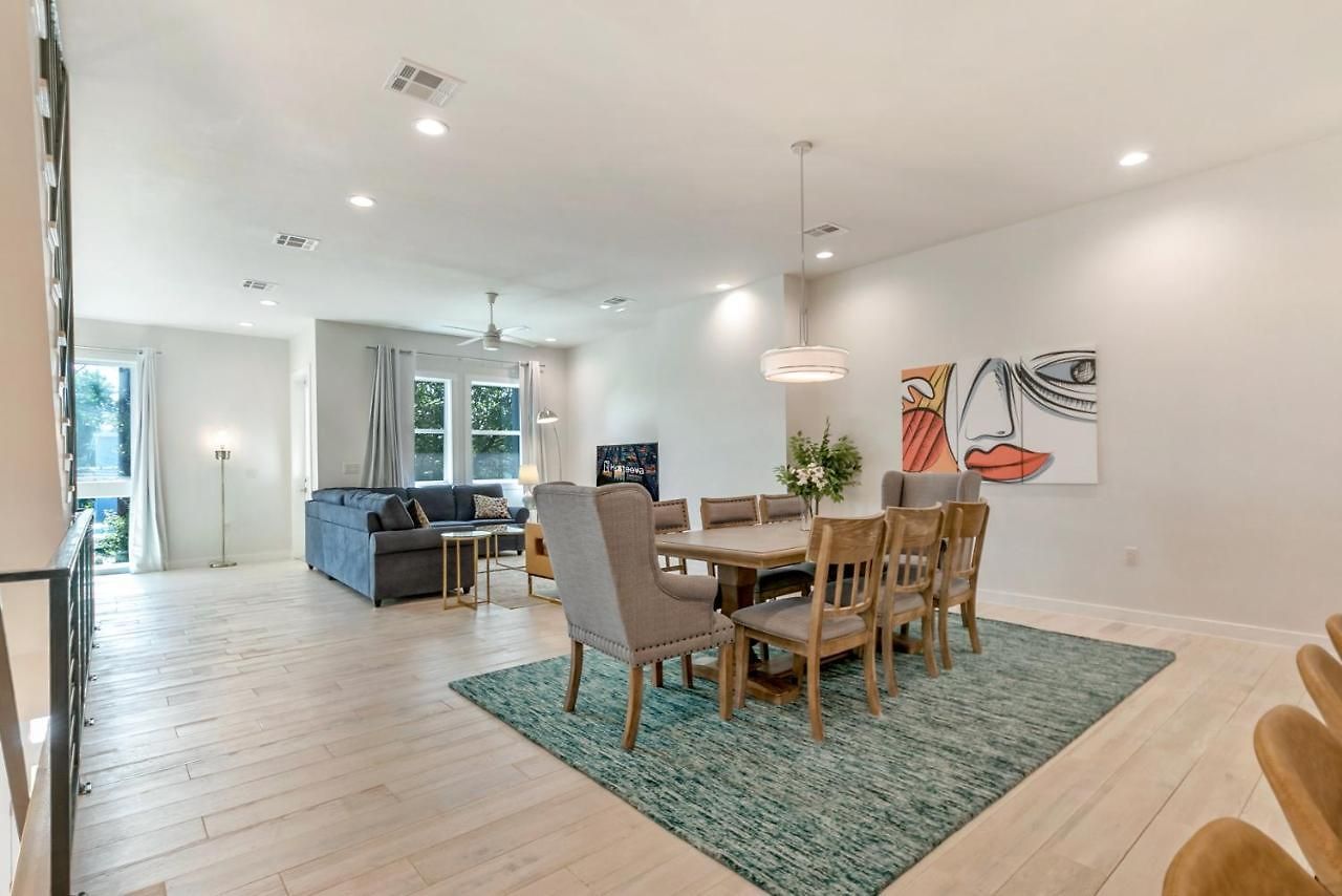 Bienville Villas: Brand New 4br *