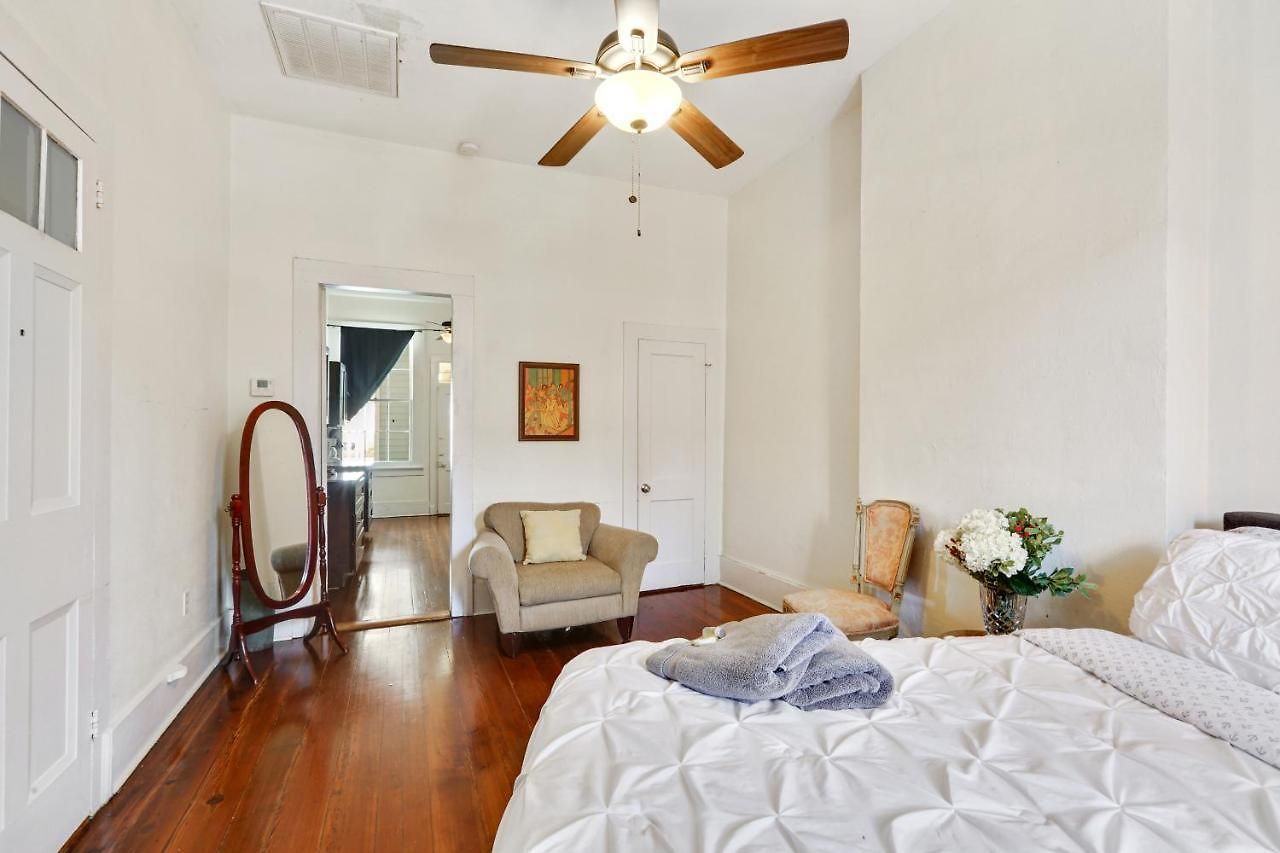 Montgomery House 4*