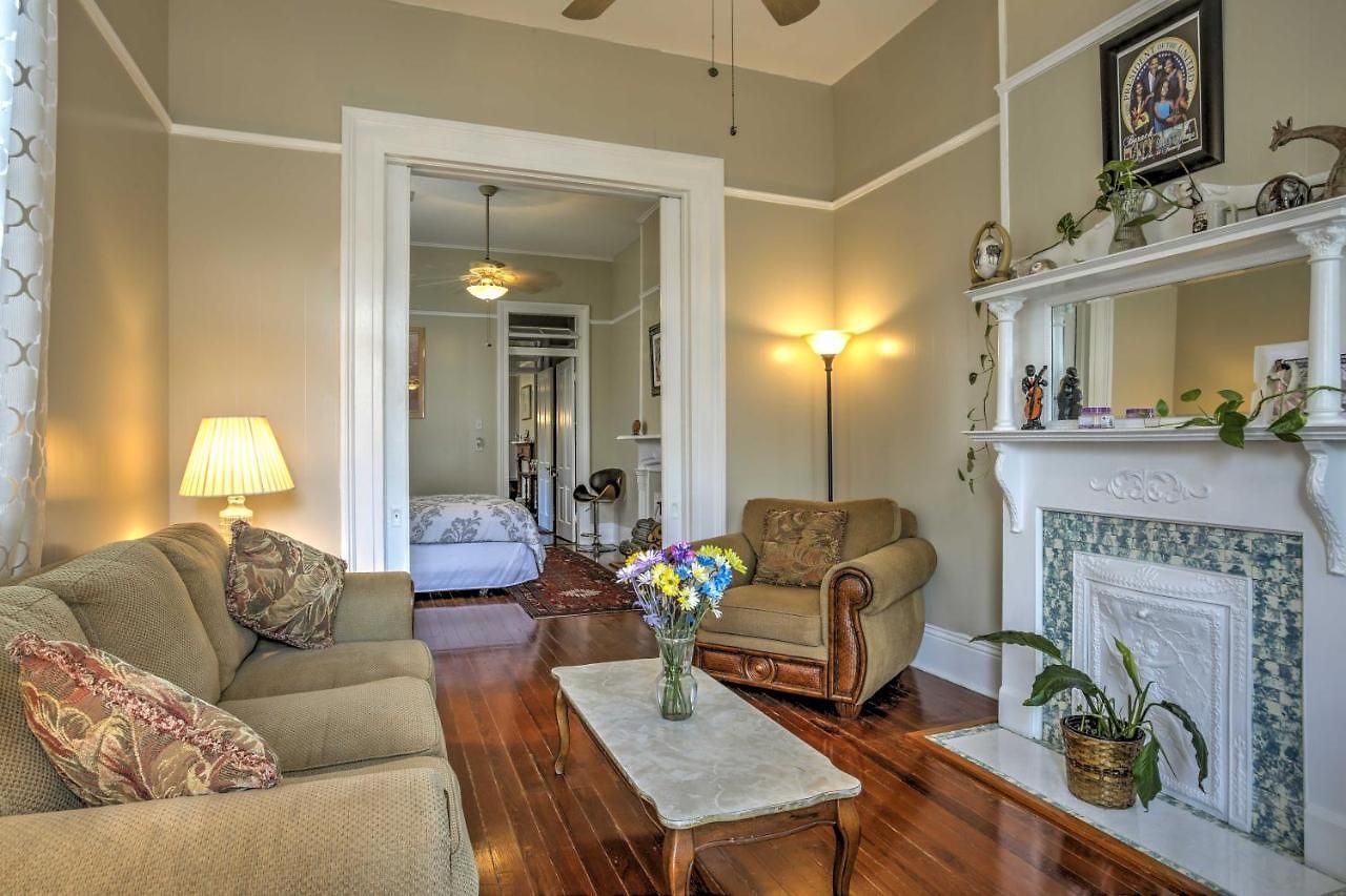 Walk To River, Tram & Zoo: Classic Nola Home! Holiday home New Orleans