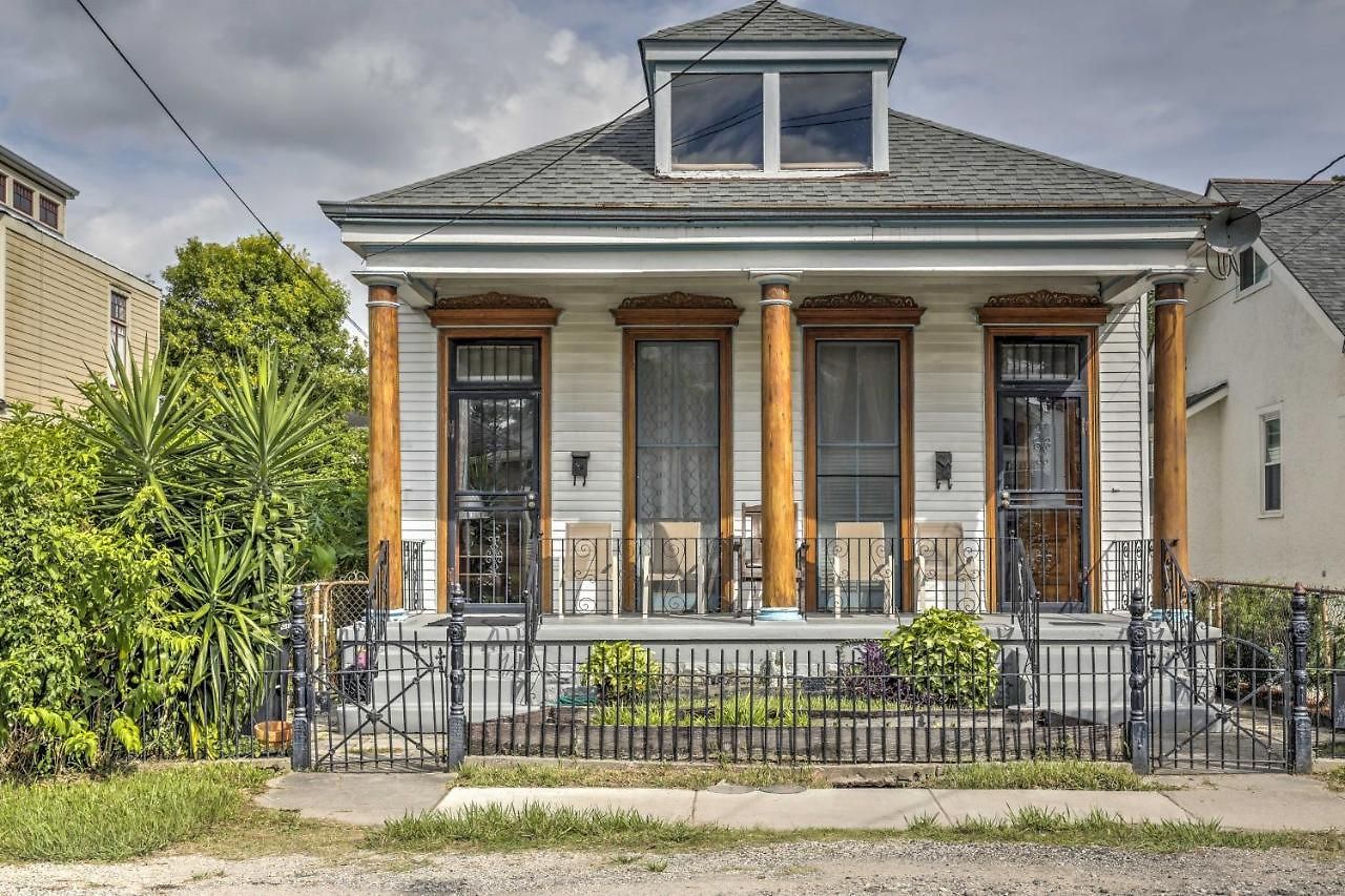 Walk To River, Tram & Zoo: Classic Nola Home! * New Orleans