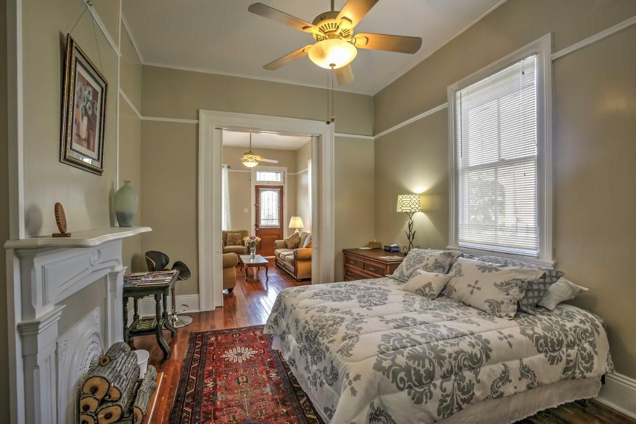 Walk To River, Tram & Zoo: Classic Nola Home! New Orleans