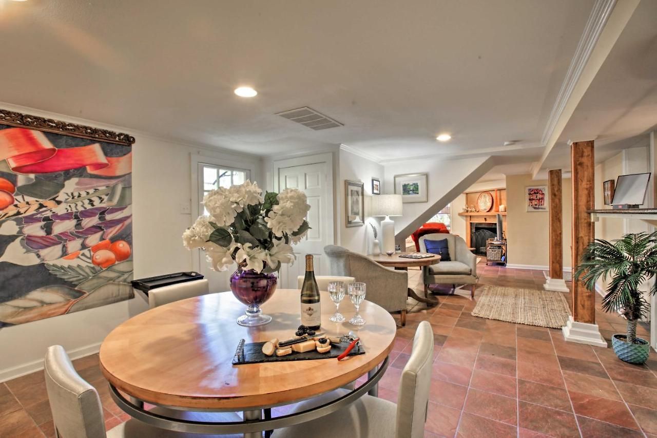 Apartment 4 Mi To French Quarter: Nola W/ Garden Patio *