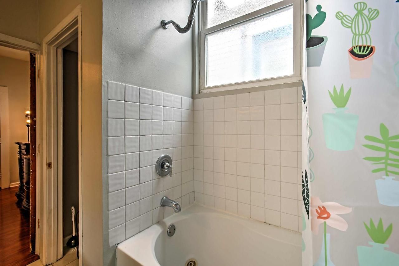 Holiday home 5 Mi To Bourbon Street: Nola