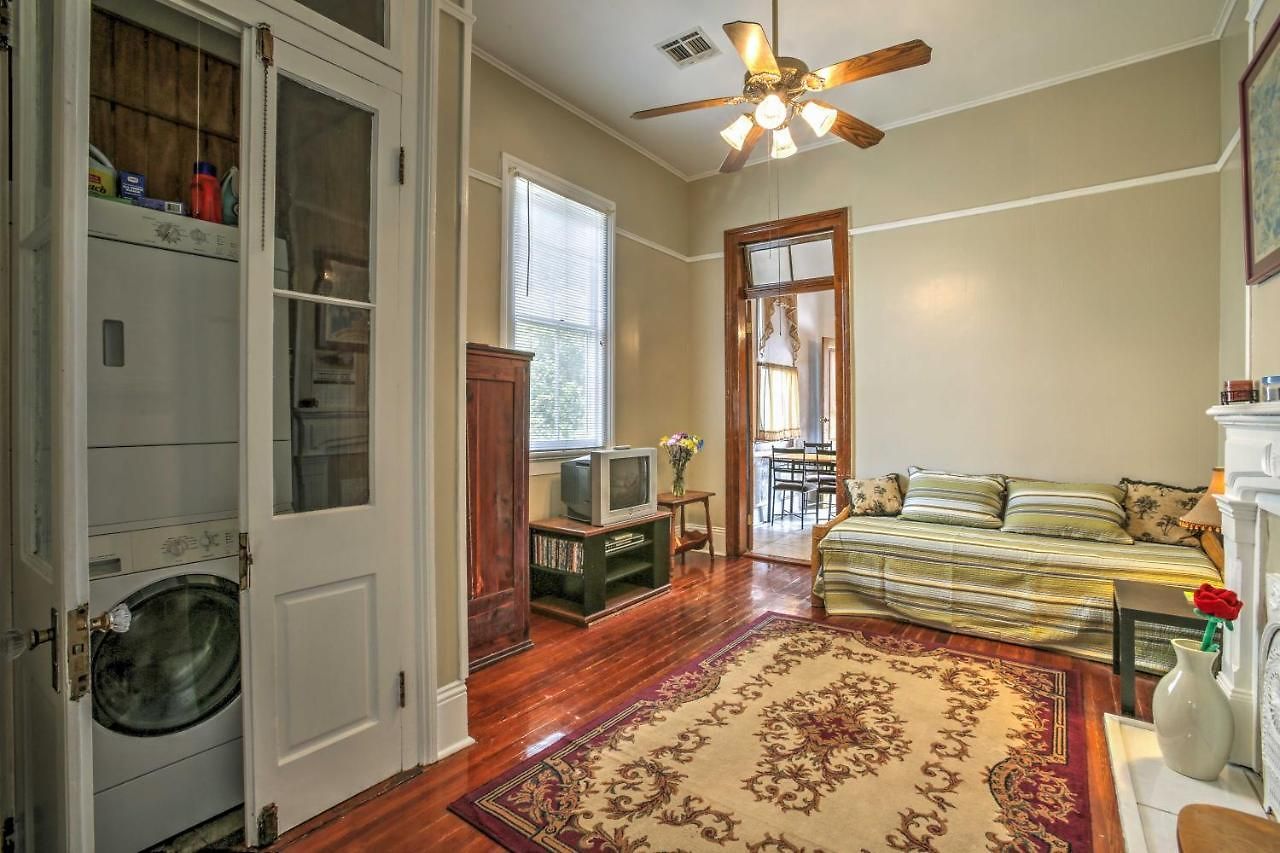 Holiday home Walk To River, Tram & Zoo: Classic Nola Home!