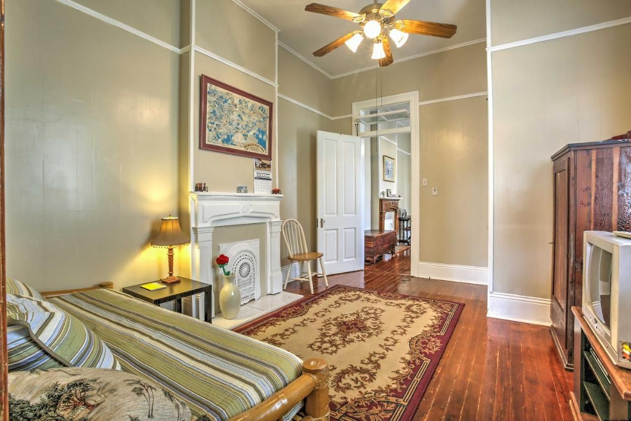 Walk To River, Tram & Zoo: Classic Nola Home! * New Orleans