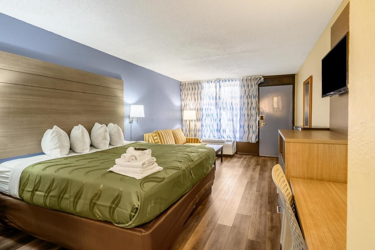 Quality I-10 East Hotel