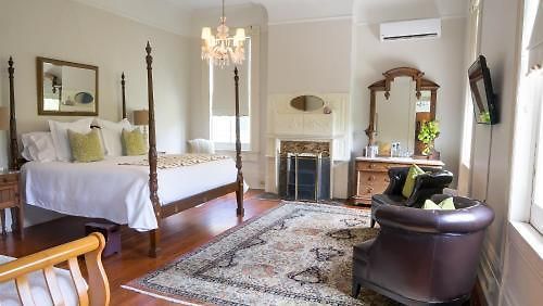 Hotel Sully Mansion