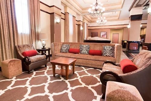 Drury Plaza Hotel