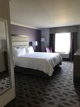 Express By Marriott 1-10 3*