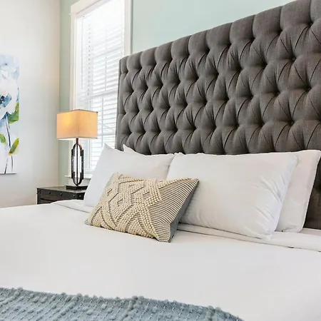 Stunning 4br-5br Near French Quarter Homes By Hosteeva * New Orleans