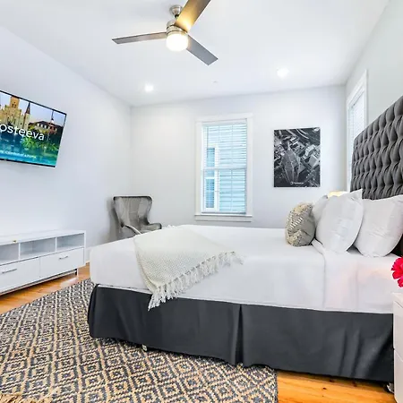 Stunning 4br-5br Near French Quarter Homes By Hosteeva Apartment *