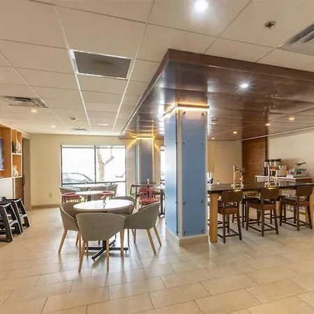 Hotel Express Downtown By Ihg 3*