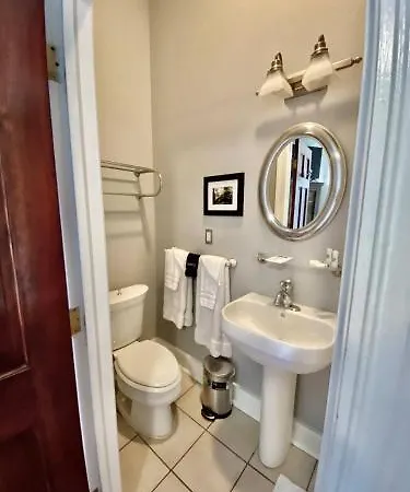 Bed & Breakfast Balcony New Orleans
