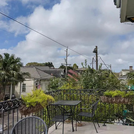 Balcony Bed & Breakfast 3*