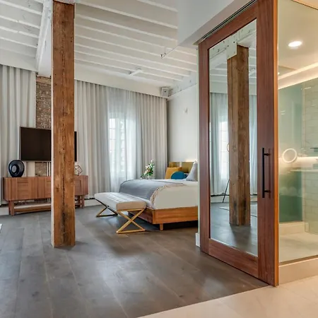 One11 Hotel