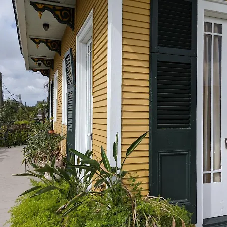 Bed & Breakfast Balcony New Orleans