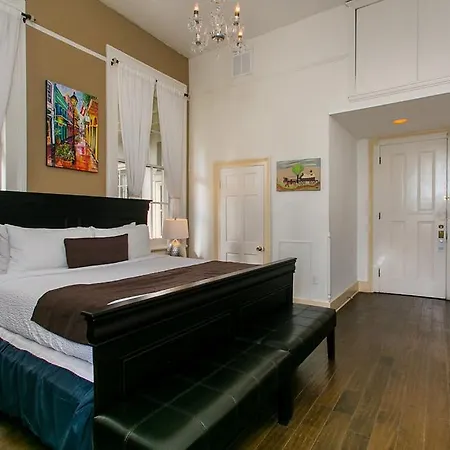 Hotel Lafitte & Bar 3*