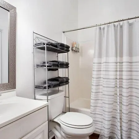 Gorgeous Historical Gem Near French Quarter