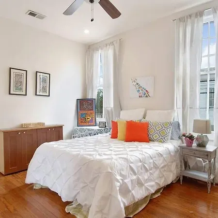 Freret Near Streetcar & Tulane 4* New Orleans