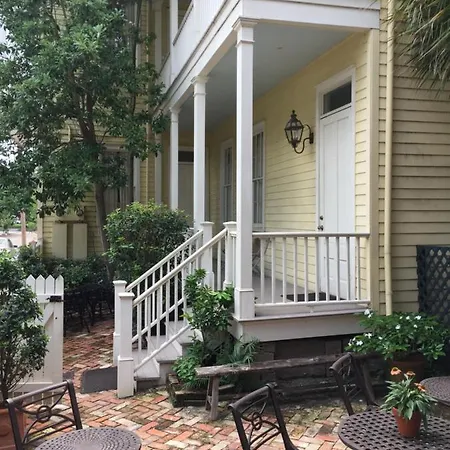 Bed & Breakfast Terrell House 3*