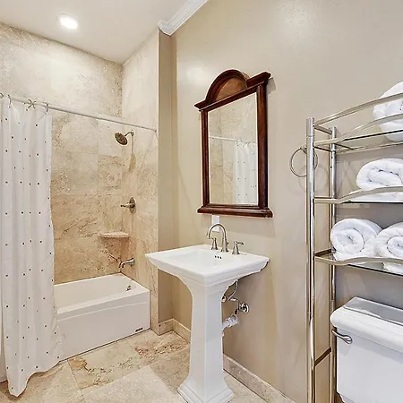 Kerlerec St. Aparthotel New Orleans