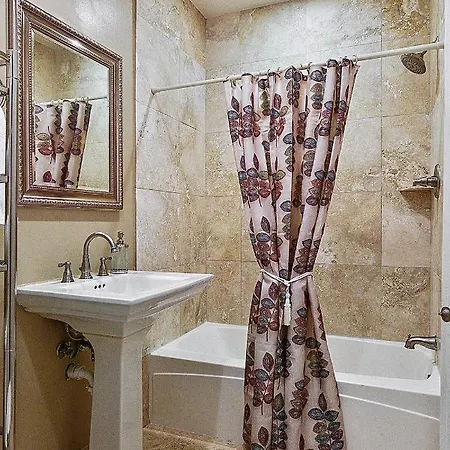Aparthotel Kerlerec St. *