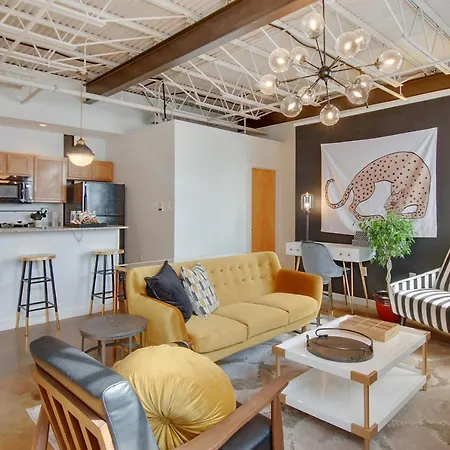 Luxury Arts District Apartment *