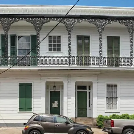 Hotel Bourbon Street
