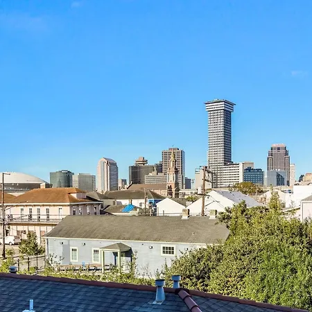 5br Penthouse Steps To The Streetcar & Fq Apartment