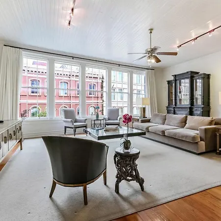City View With Private Rooftop Apartment New Orleans