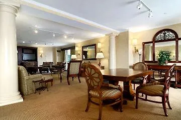 Hilton Riverside Hotel 4*