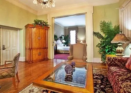 Hotel French Quarter-chateau Lemoyne By Ihg New Orleans