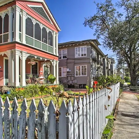 Soul & Style! Duplex Near French Quarter W/ Porch Holiday home *